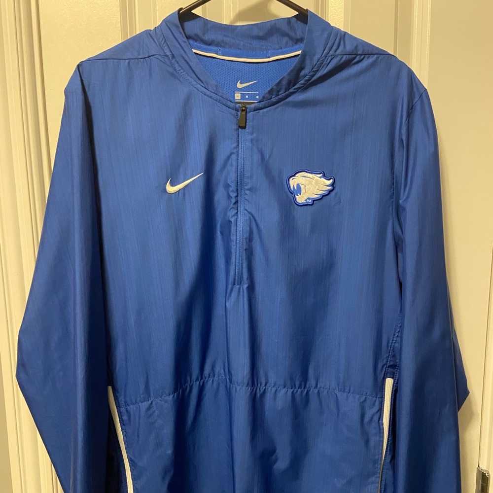 Nike. Blue Kentucky 1/4 Zip Windbreaker. Size Medium.